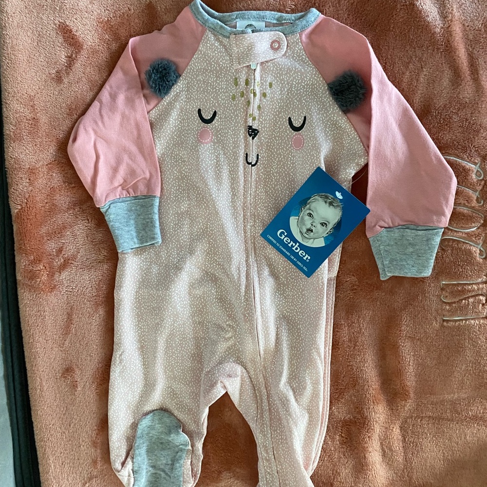 Newborn bundle footy onesie set